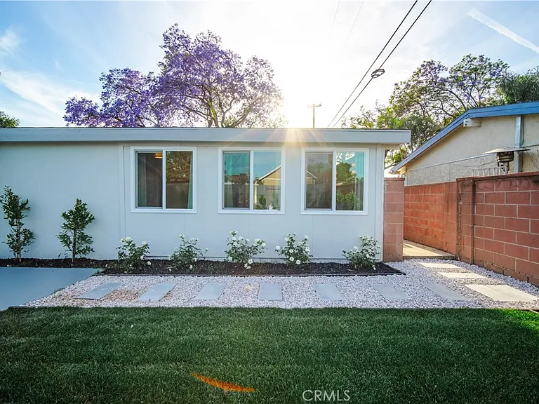 236 Mission Dr — Photo 40