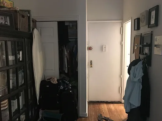 Rented by Salon Realty Corp | media 16