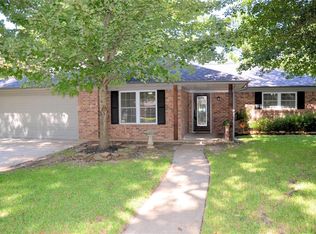 208 Willowick Dr, Conroe, TX 77304