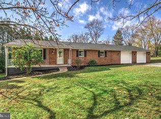 90 Wedgewood Cir, Etters, PA 17319
