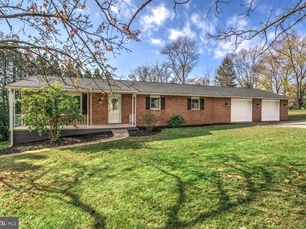 90 Wedgewood Cir, Etters, PA 17319