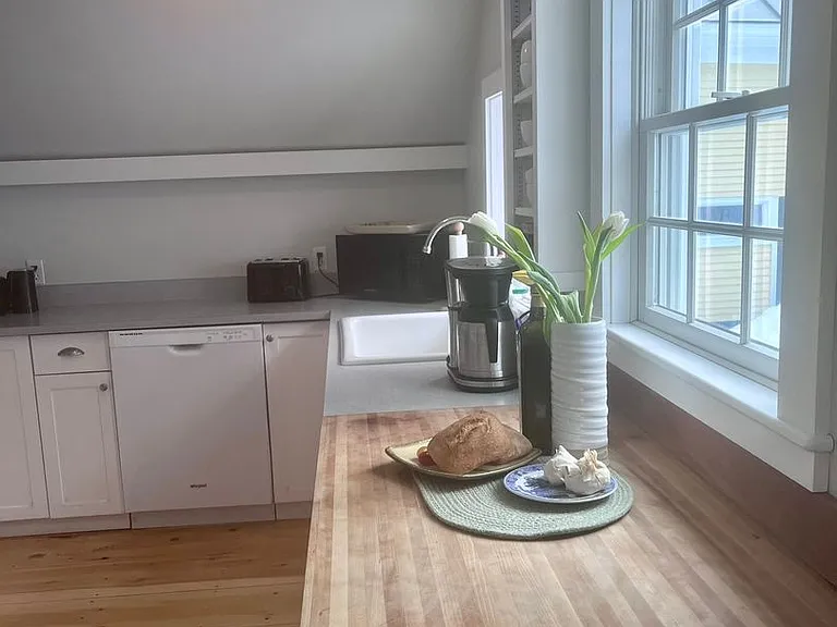51 Terrace St — Photo 18