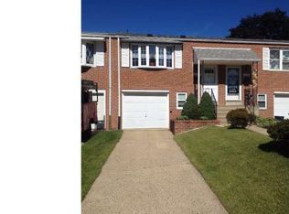 11906 Alberta Dr, Philadelphia, PA 19154