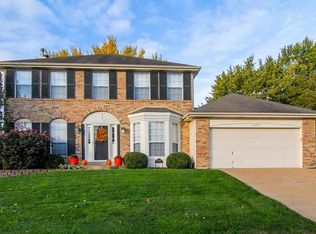 1599 Sycamore Meadows Dr, Ballwin, MO 63021