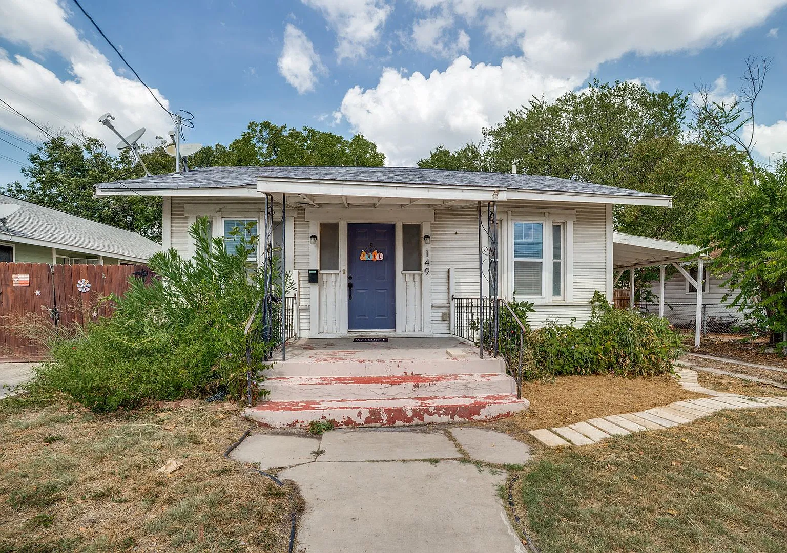 Renovated 2-Bedroom Bungalow Near San Pedro Park! — Photo 3