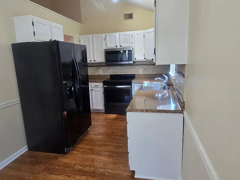 3313 Fort Harrods Ct — Photo 11