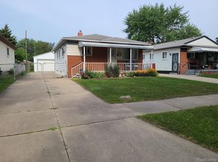 6664 Pine St, Taylor, MI 48180