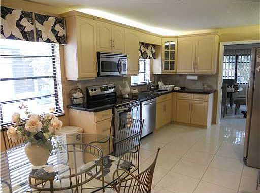 4th image of 8212 Cassia Terrace