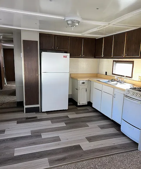 1520 E Main St #4 — Photo 4