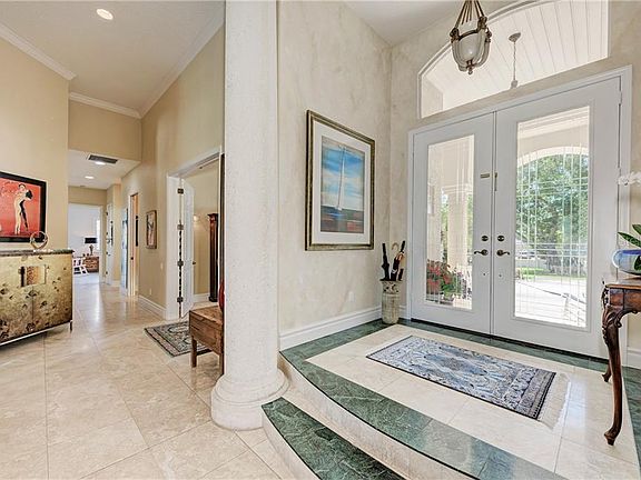 4th image of 444 Bayshore Dr