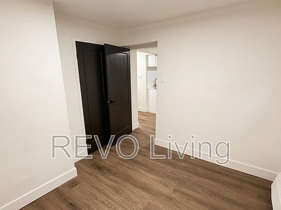 4th image of 62 Triller Ave #105