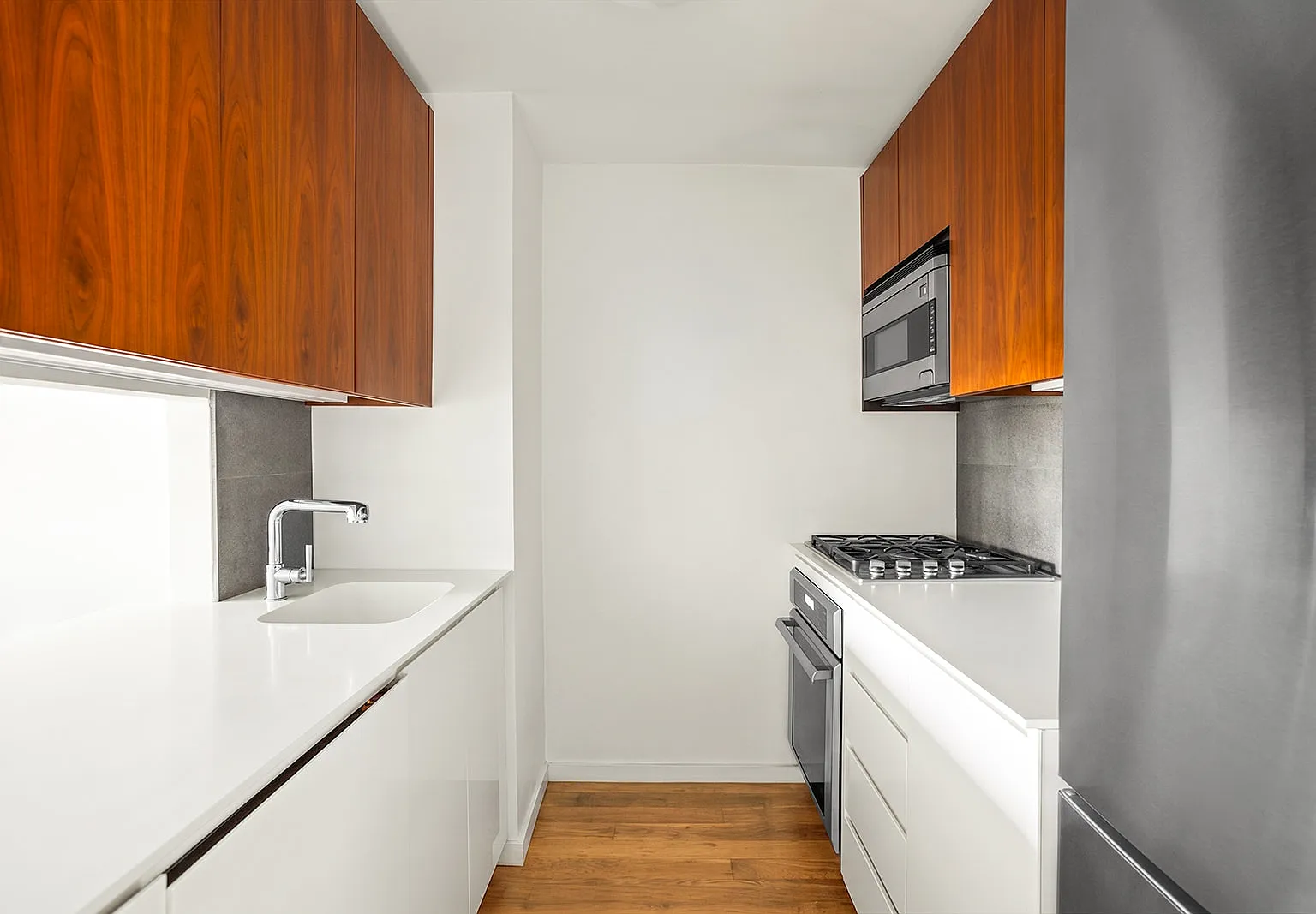 515 East 72nd Street — Photo 4