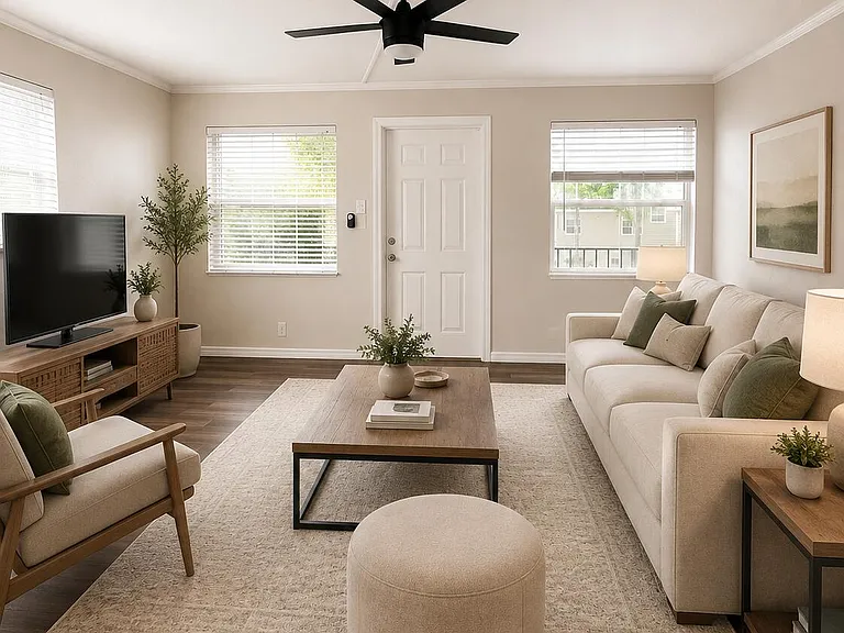 611 NE 14th Ave #201 — Photo 1