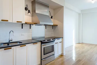 Rented by Tapiro Realty