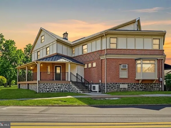 1 Pennsylvania Ave, Wayne, PA 19087