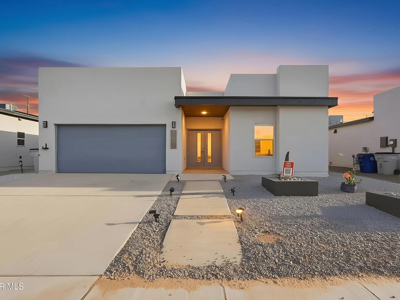 4 bed, 2.0 bath, 1824 sqft, $2,300 — Photo 1