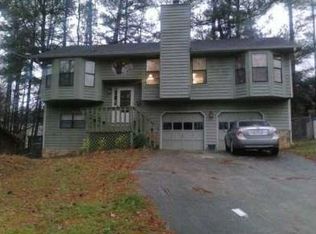 661 Woodsong Ln, Stone Mountain, GA 30087