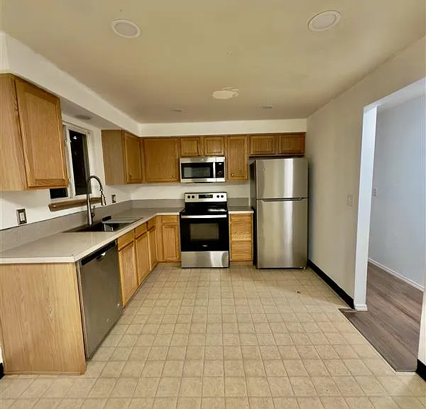 9809 N Gate Rd SW — Photo 9