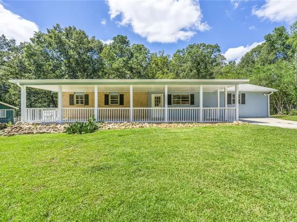 8991 Meadow Dr, Lithia Springs, GA 30122