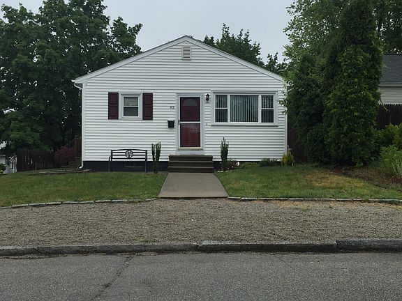 2nd image of 83 Cliffdale Ave