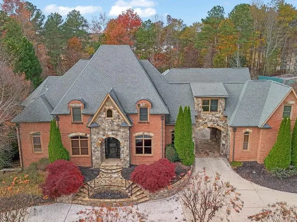 5202 Legends Dr, Braselton, GA 30517