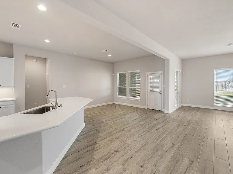 1524 N Bluebonnet Ln — Photo 19
