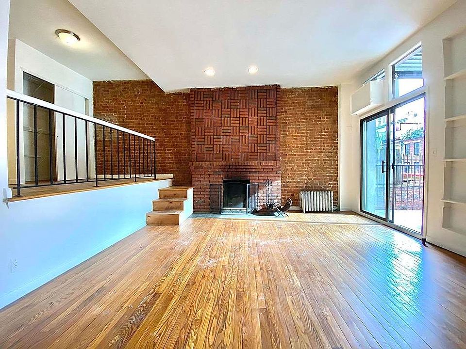 1st image of 60 W 85th St