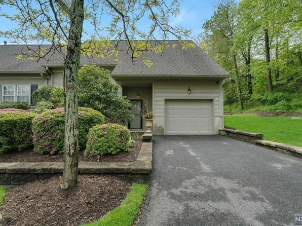 44 Allison Way, Emerson, NJ 07630