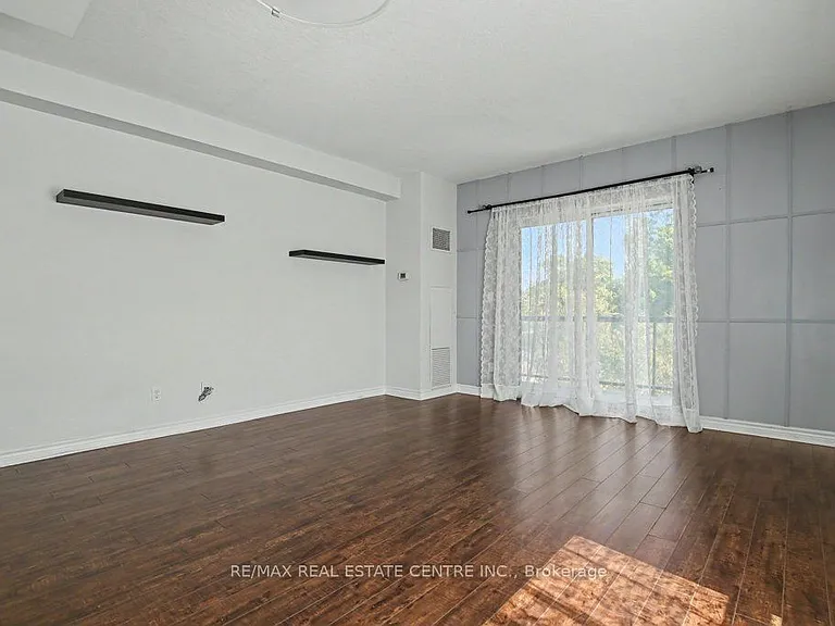 170 Water St N #411 — Photo 14