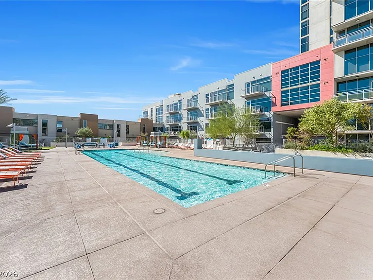 353 E Bonneville Ave #746 — Photo 39
