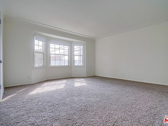 2nd image of 1253 S Crescent Heights Blvd