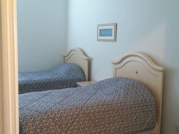 5th image of 4639 Baincrest Ct