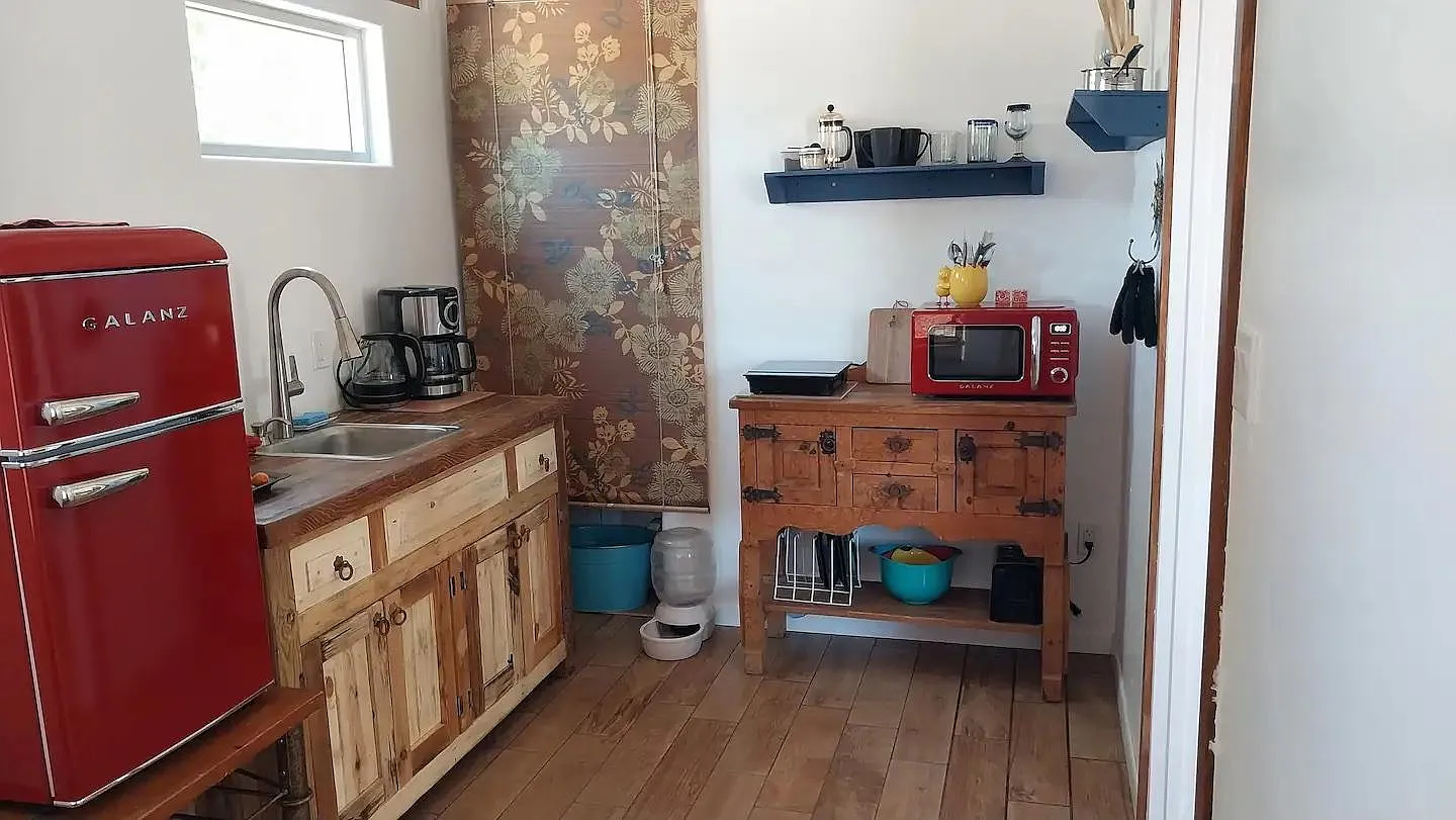 1 bed, 550 sqft, $1,400 — Photo 3