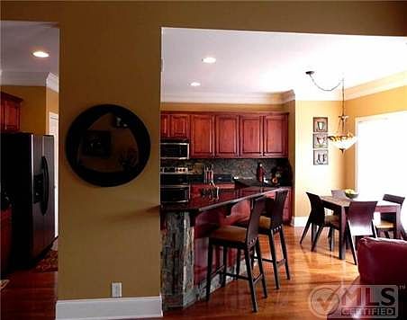 4th image of 1021 Proud Eagle Dr