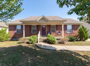 292 Madison Rae Blvd, Shepherdsville, KY 40165