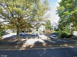 1502 Summerchase Ct APT A, Reston, VA 20194