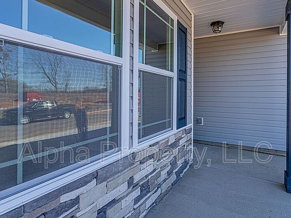 2nd image of 2204 Davenport Ct