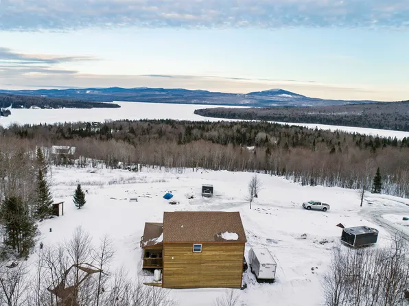 41 Embassy Drive, Pittsburg, NH 03592