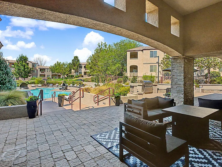 6200 Montano Plaza Dr NW Albuquerque, NM-15