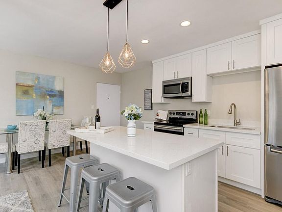 5th image of 4021 32nd St #1