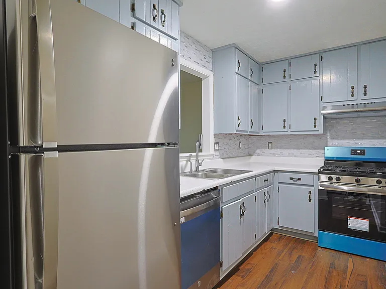 Newly Renovated Kitchen