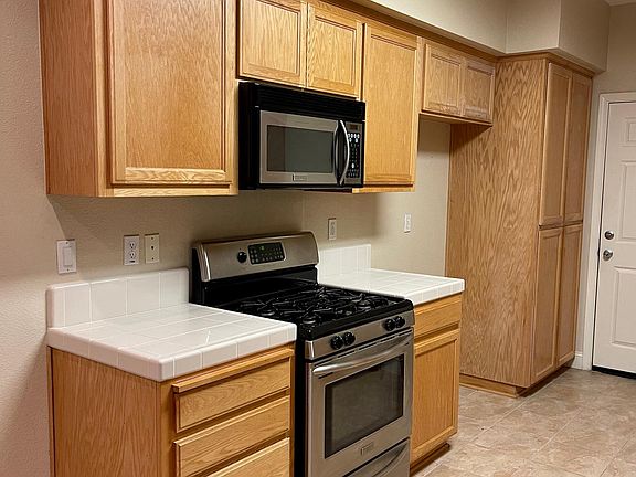 Kitchen appliances