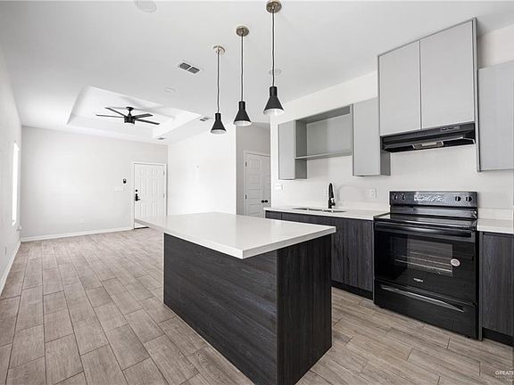 5th image of 1000 Kohala Ave #4