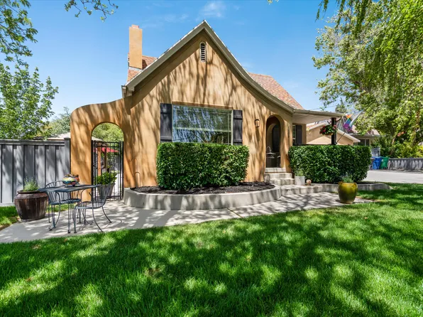 1809 E Gunderson Ln, Salt Lake City, UT 84124