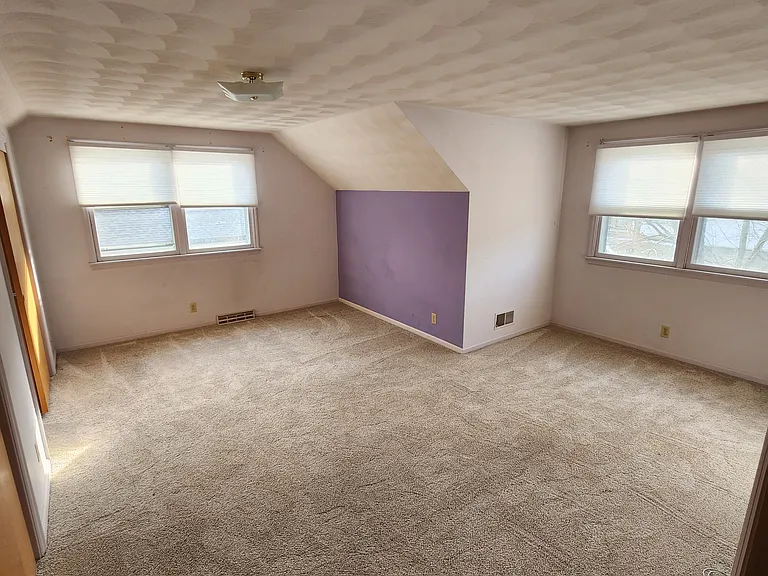 2230 Carberry Dr — Photo 7