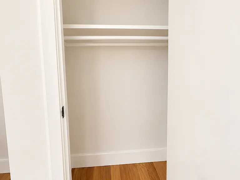 382 Audubon Ave #3 — Photo 8