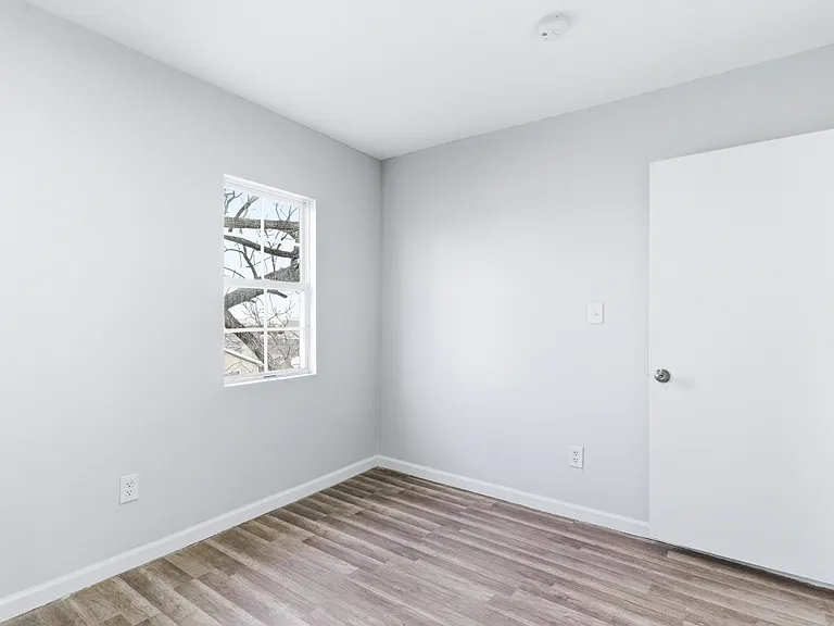 274 Littleton Ave #3 — Photo 19