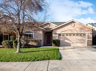5390 W Norwich Ave, Fresno, CA 93722