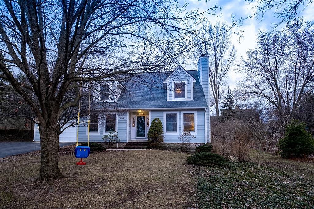 4560 E Loch Alpine Dr, Ann Arbor, MI 48103 Zillow