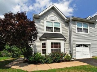 664 Woodspring Dr, Warrington, PA 18976
